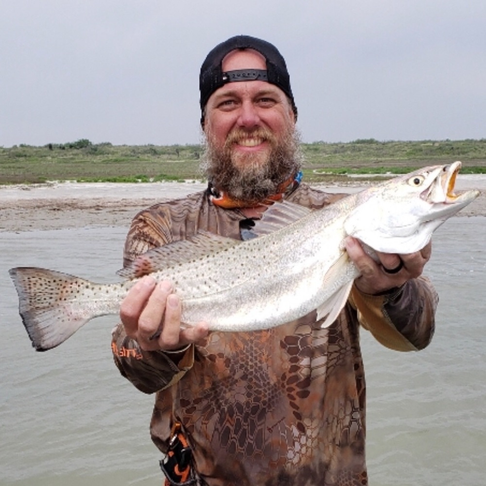 Meet your Posher, Derrek